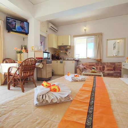 Evli Apartment Rethymno  Bagian luar foto