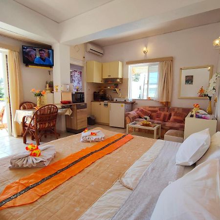 Evli Apartment Rethymno  Bagian luar foto