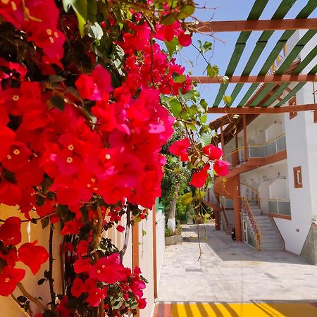 Evli Apartment Rethymno  Bagian luar foto