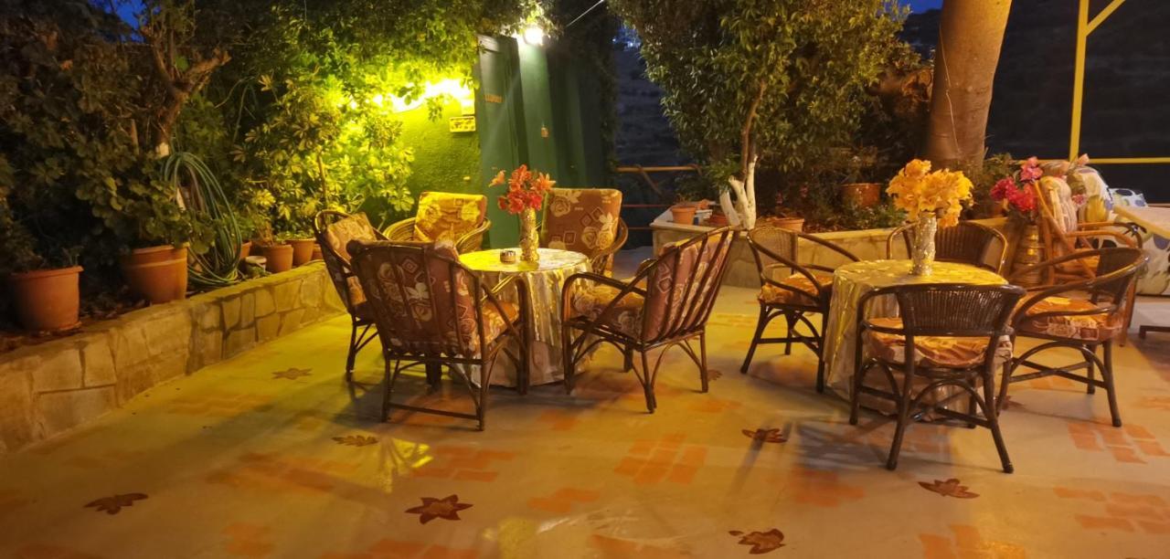 Evli Apartment Rethymno  Bagian luar foto
