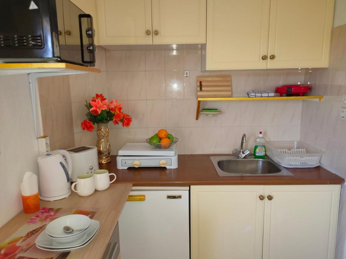 Evli Apartment Rethymno  Bagian luar foto