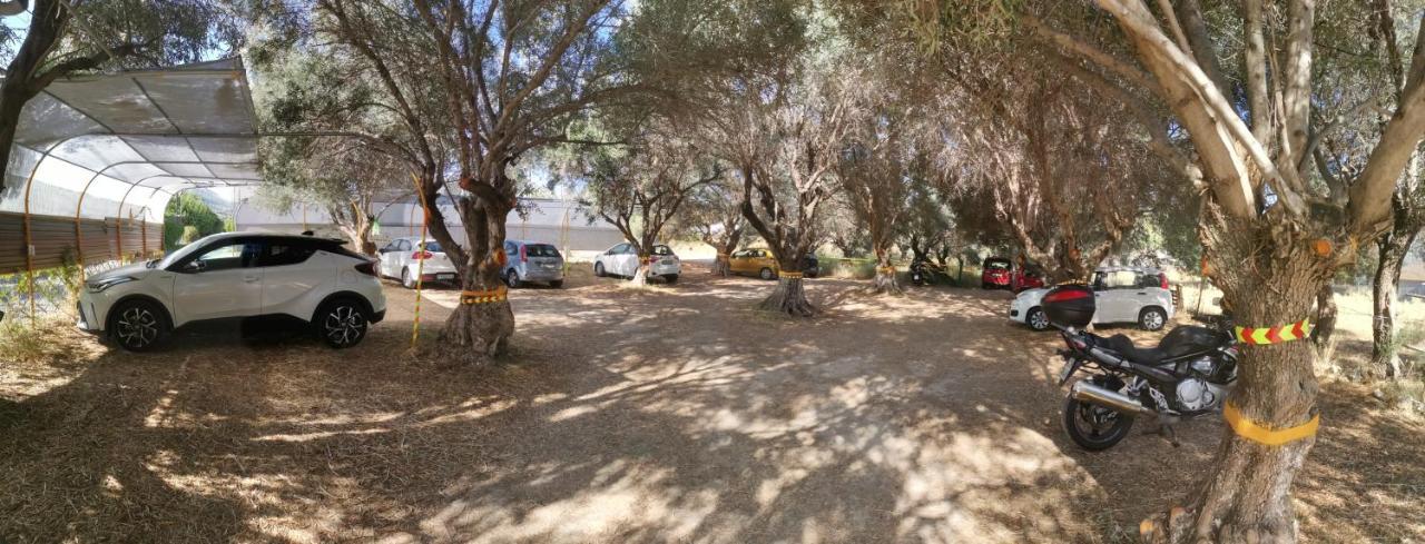 Evli Apartment Rethymno  Bagian luar foto